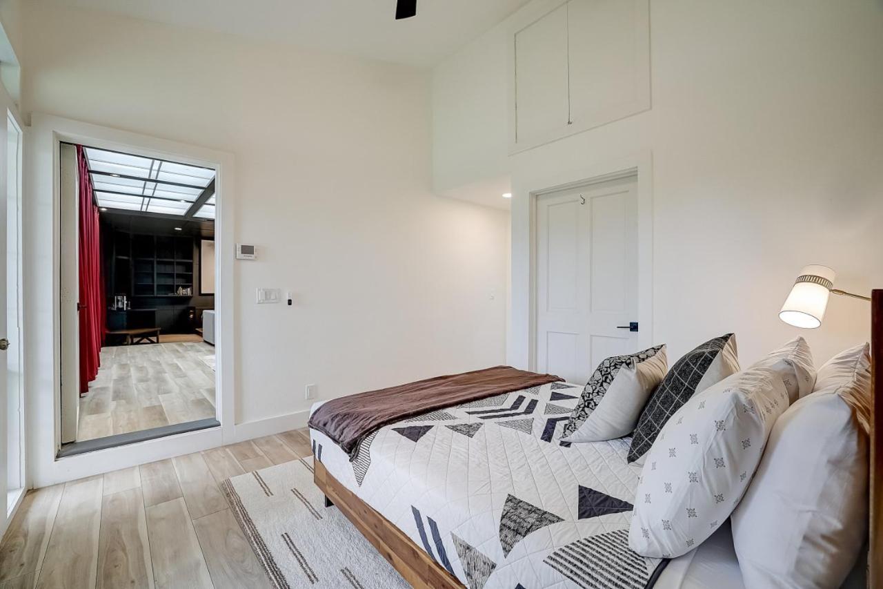 Dunlap Oasis Spacious 5Br 12Mi To Dt Остин Екстериор снимка