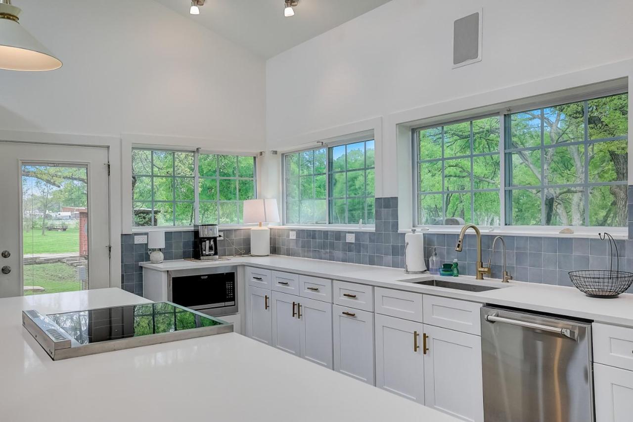 Dunlap Oasis Spacious 5Br 12Mi To Dt Остин Екстериор снимка